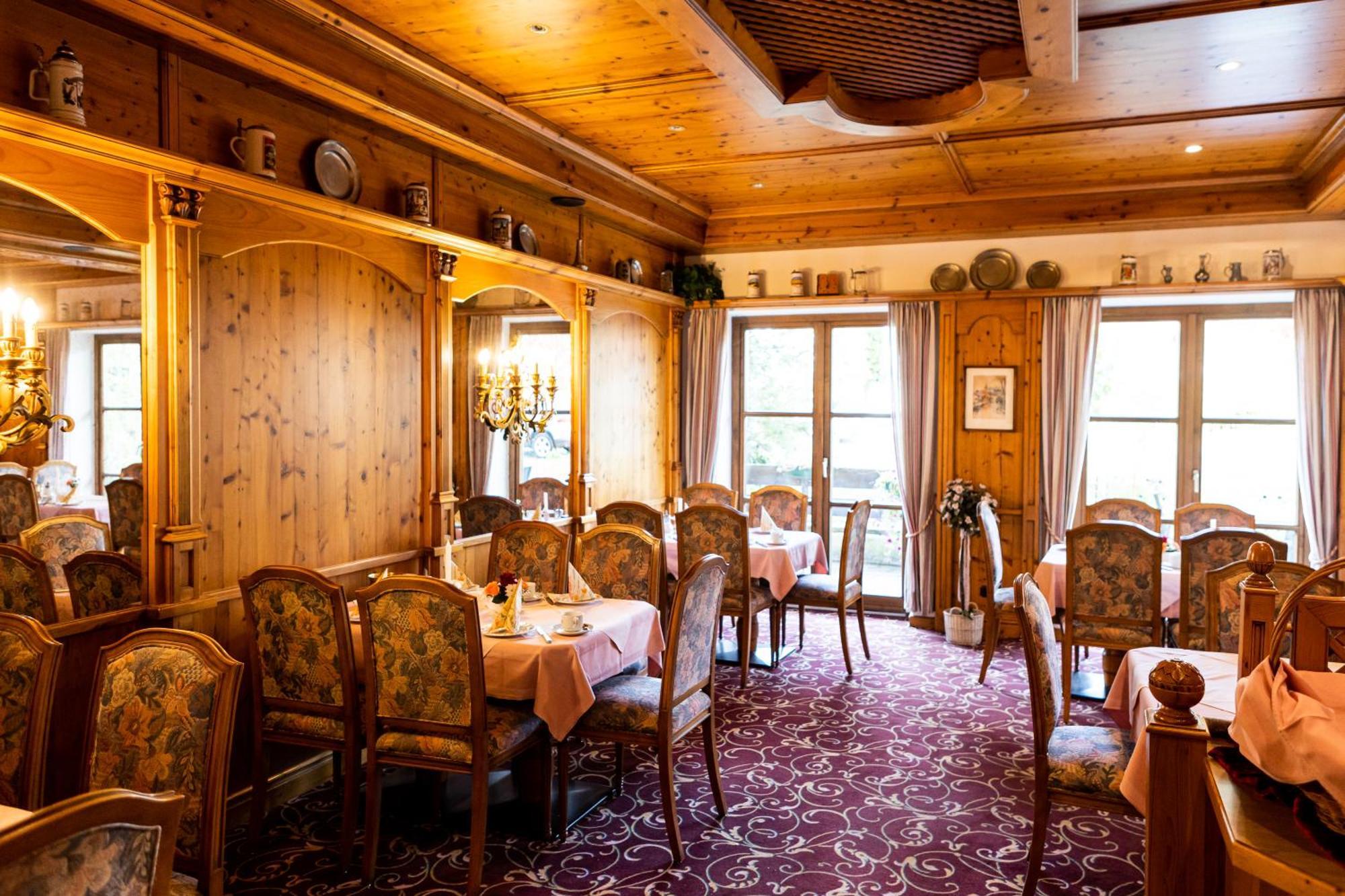 Alpenhotel Pfaffenwinkel Peiting Buitenkant foto